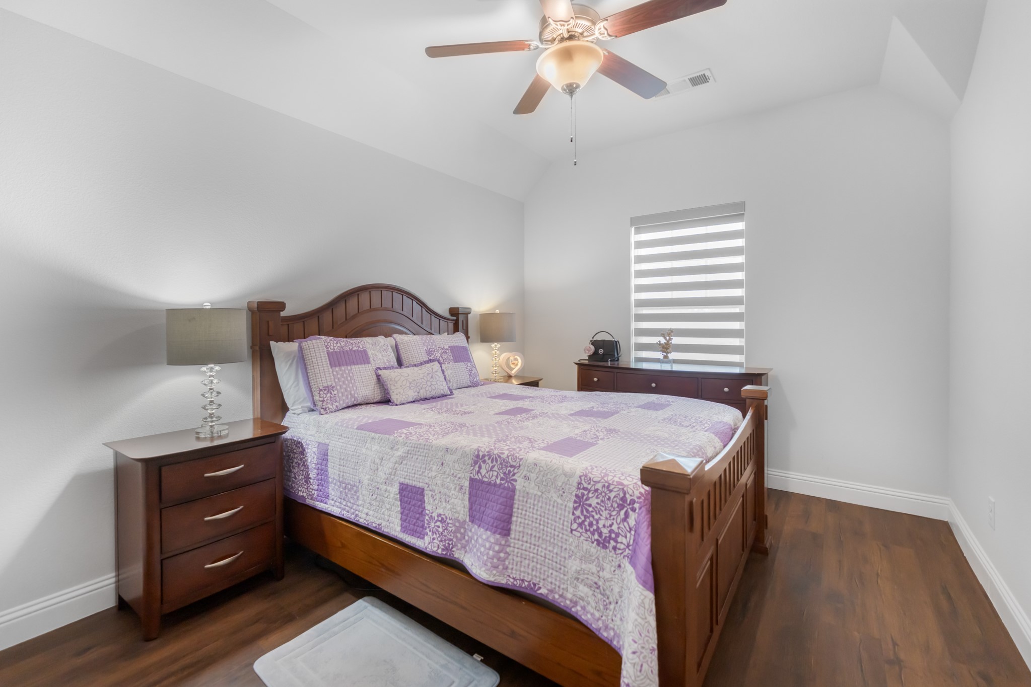 1601 Birds Fort Trail