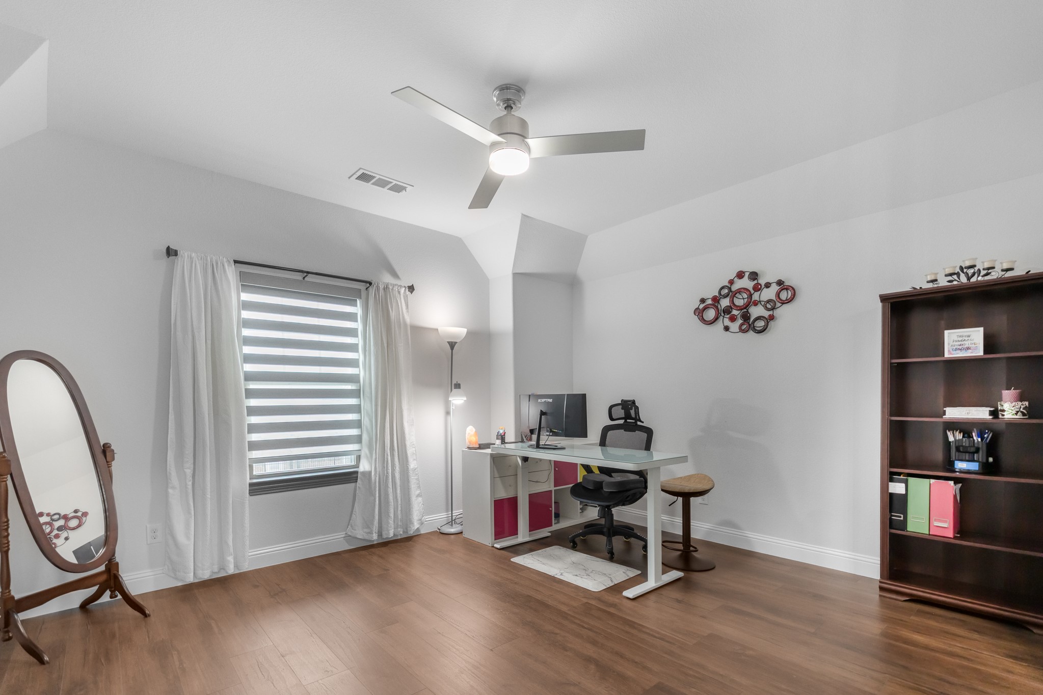 1601 Birds Fort Trail