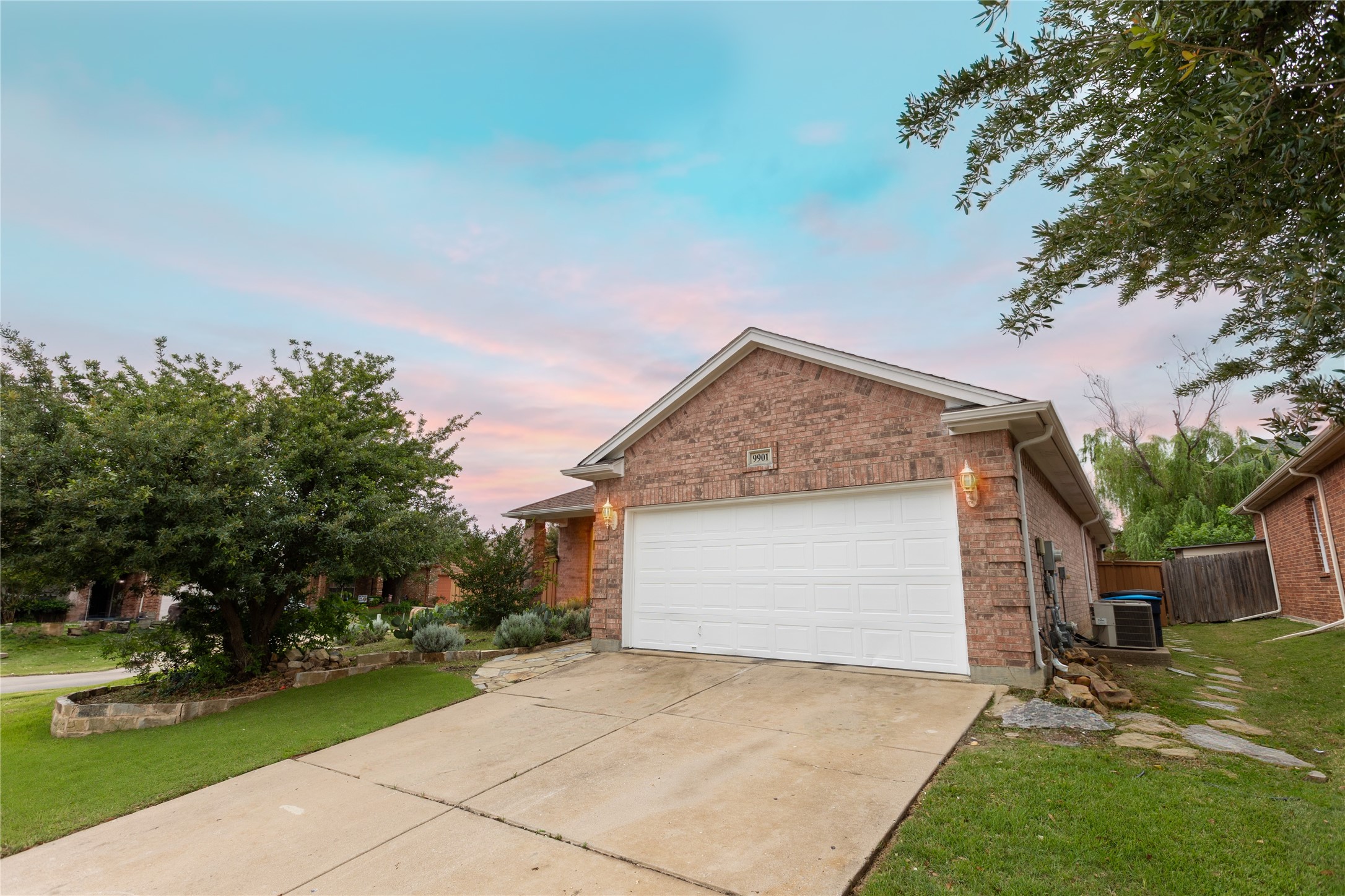 9901 Bend Court