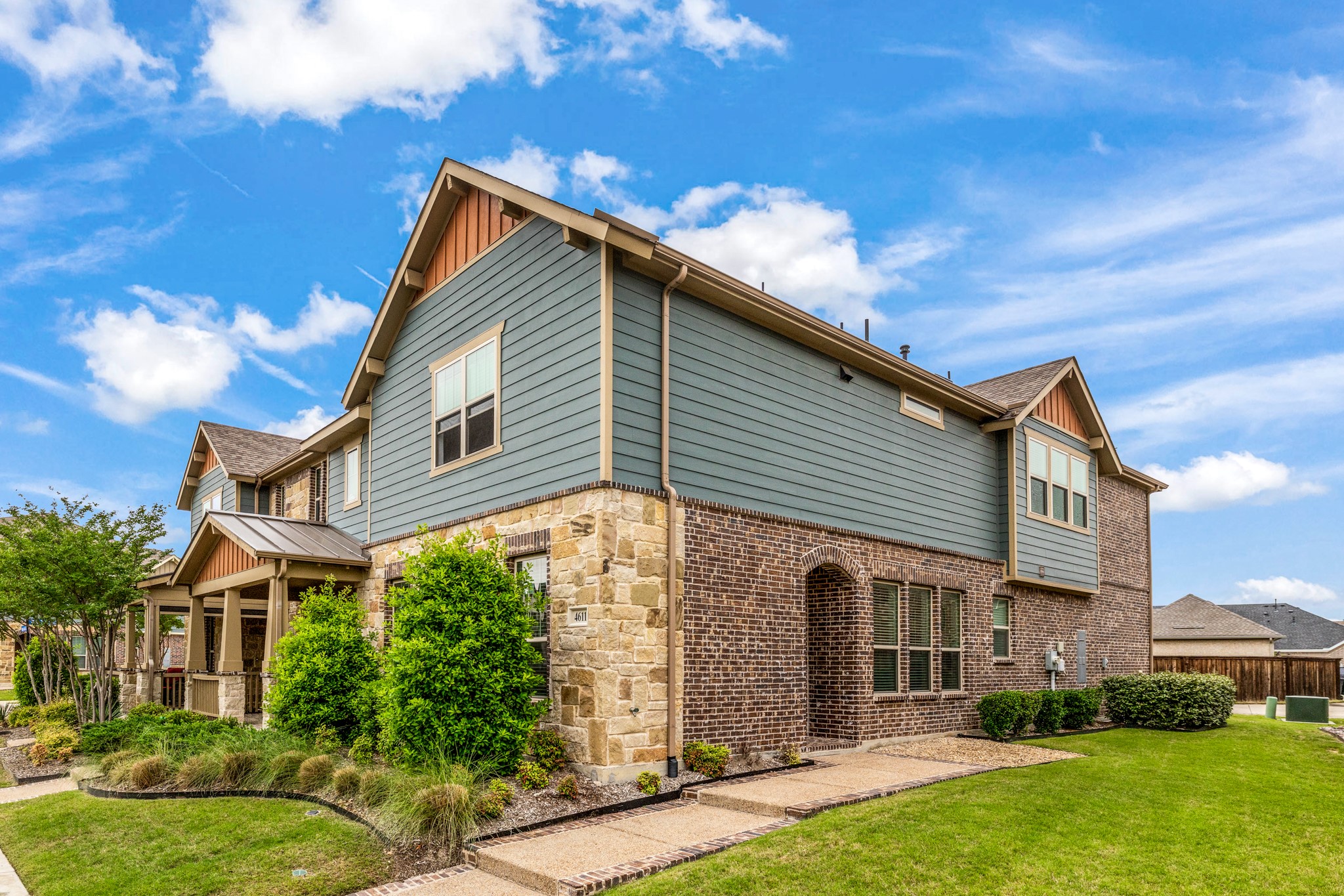 4611 Smokey Quartz Lane