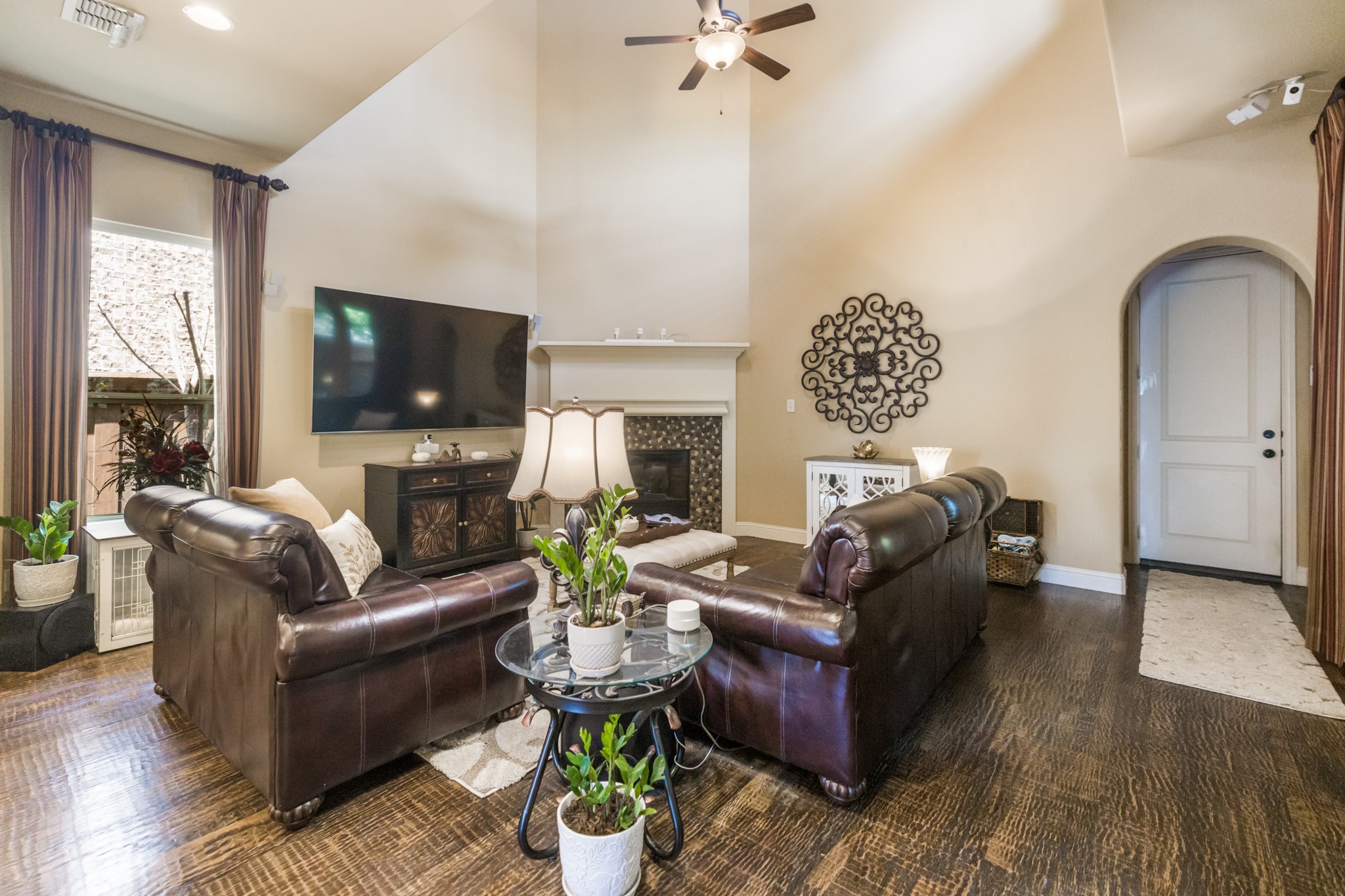 3905 Jasmine Fox Lane