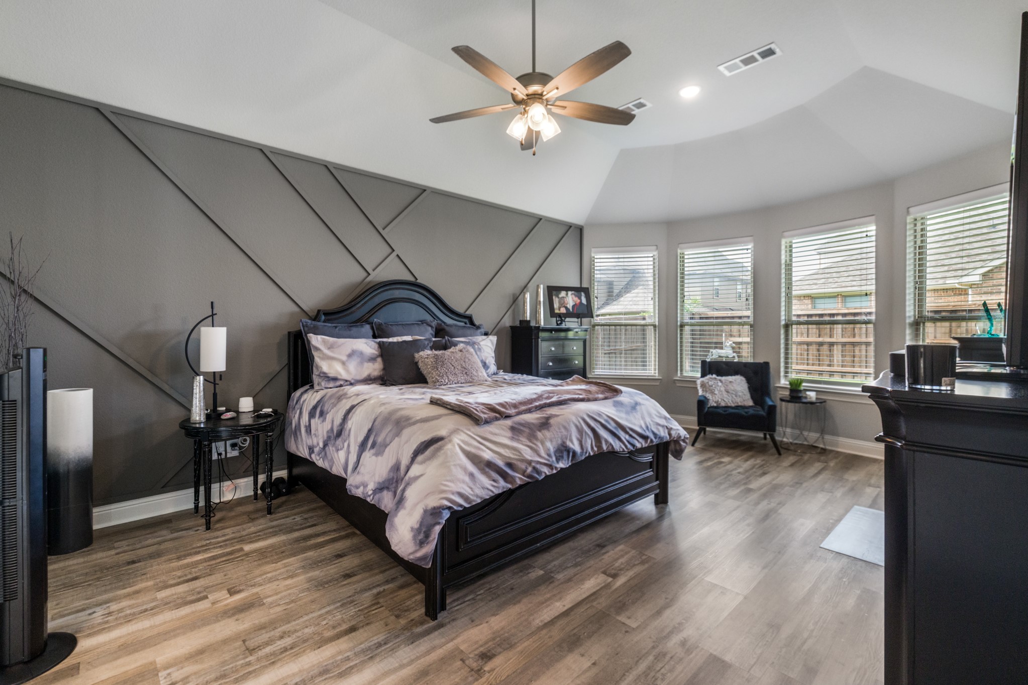 1702 Sycamore Peak Trail