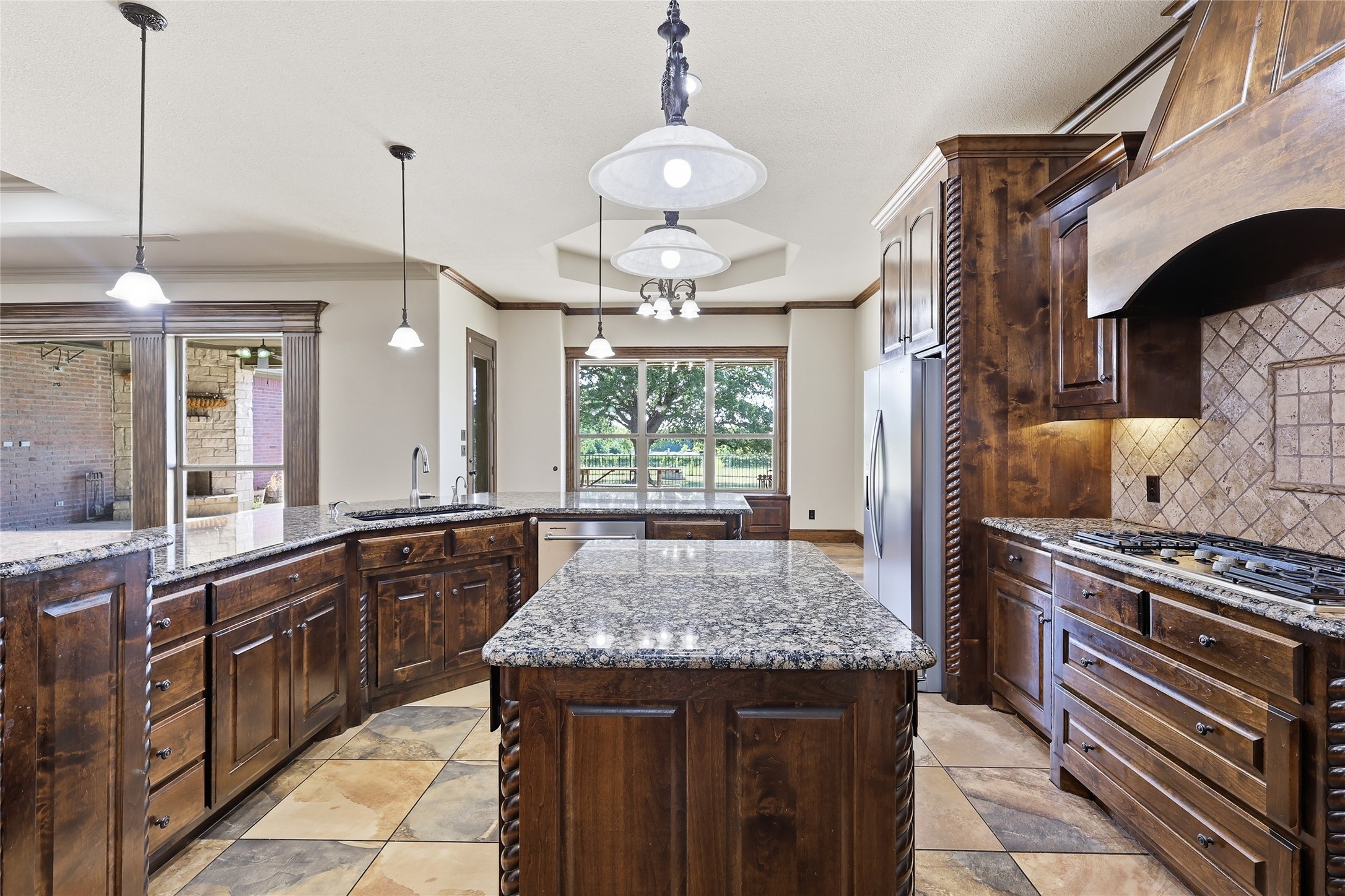 1453 Whitley Road