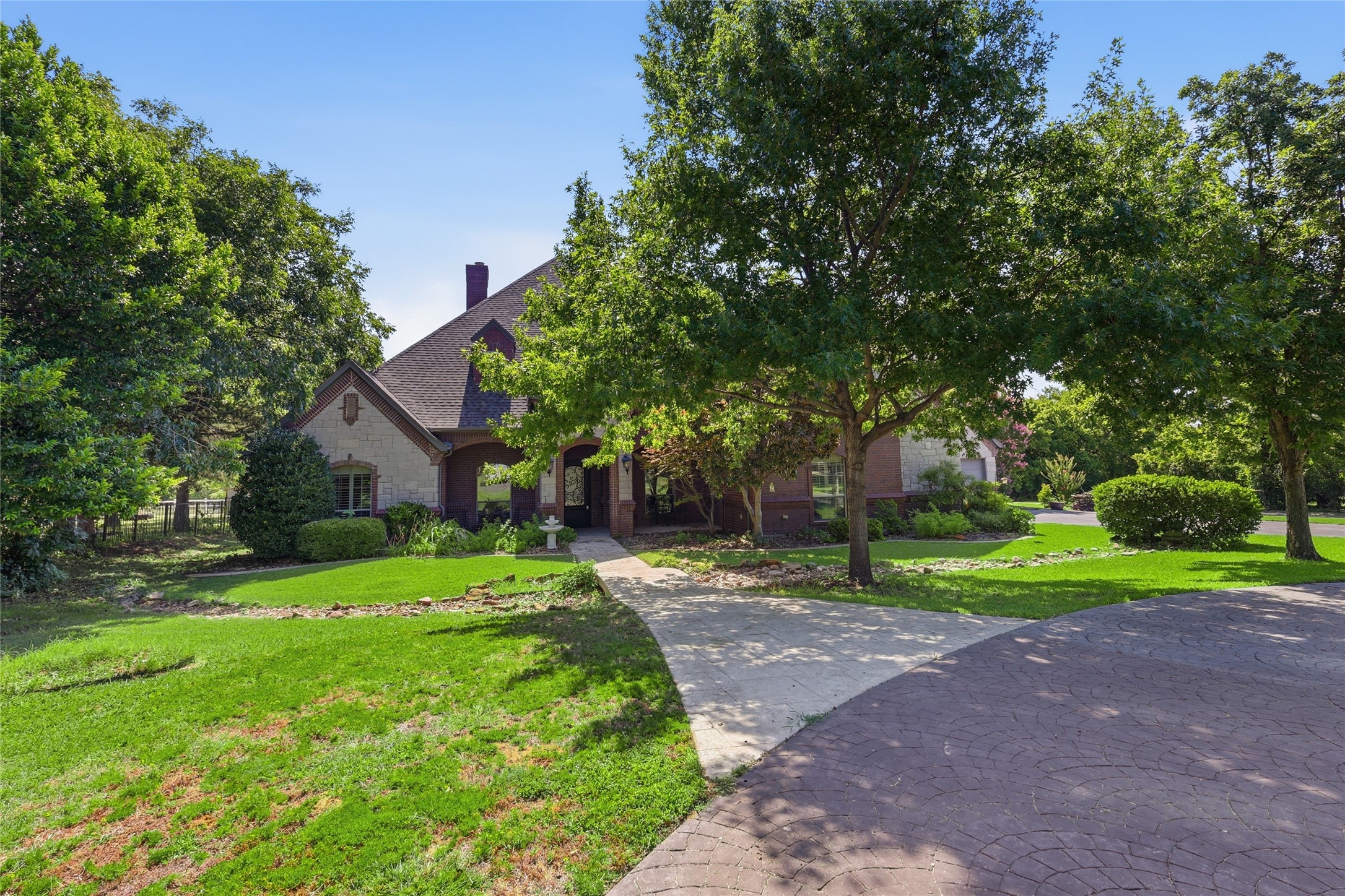 1453 Whitley Road
