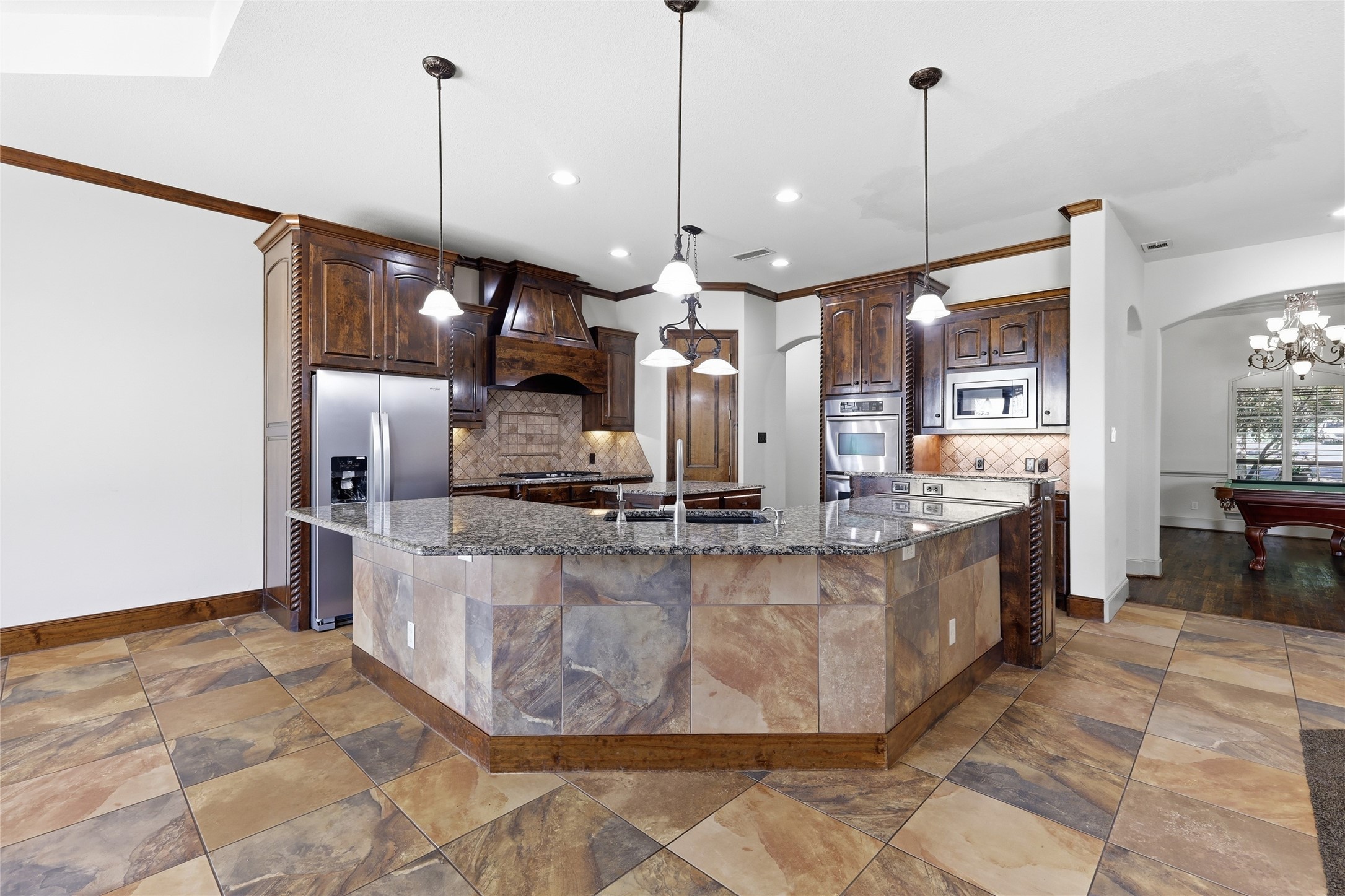 1453 Whitley Road