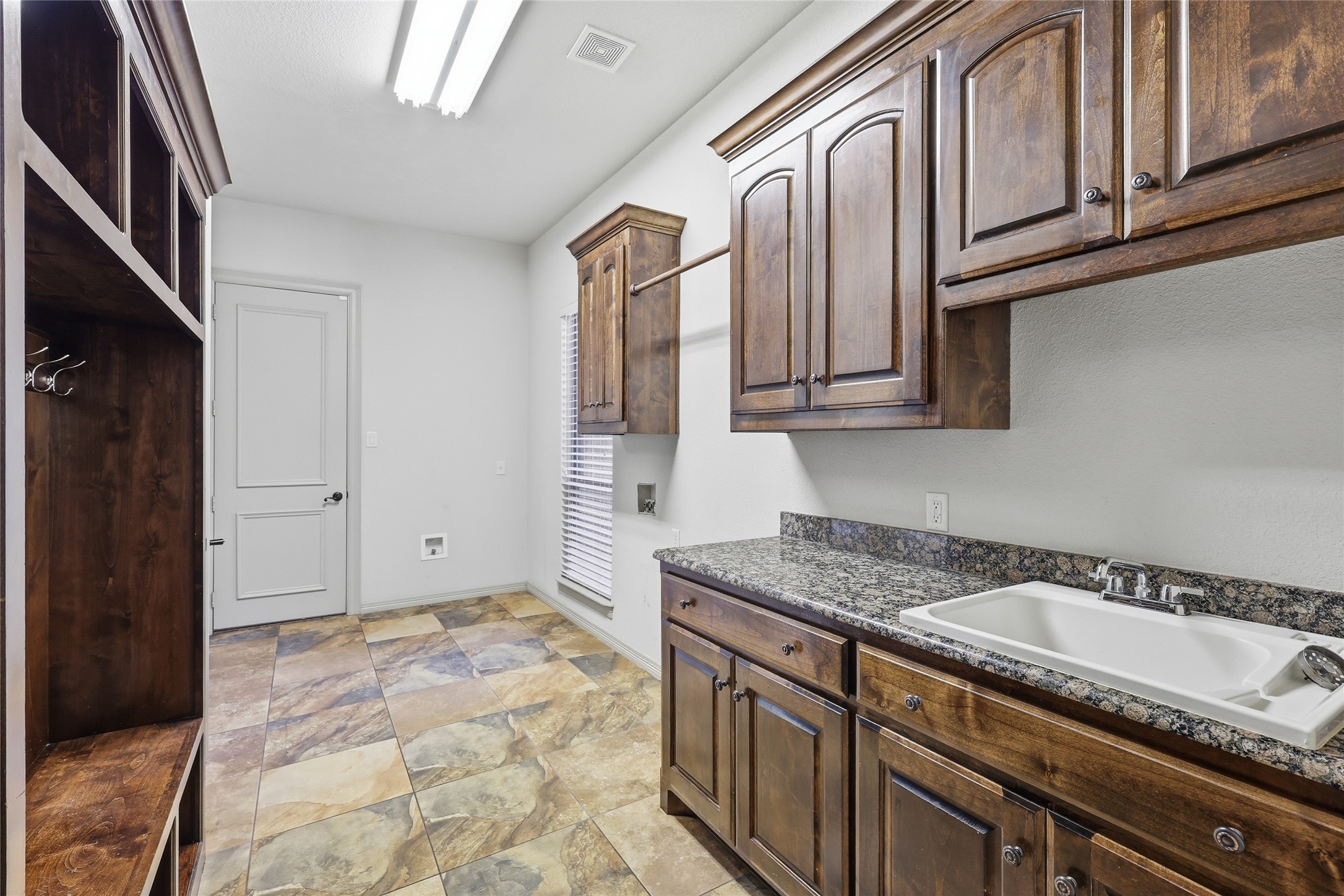 1453 Whitley Road