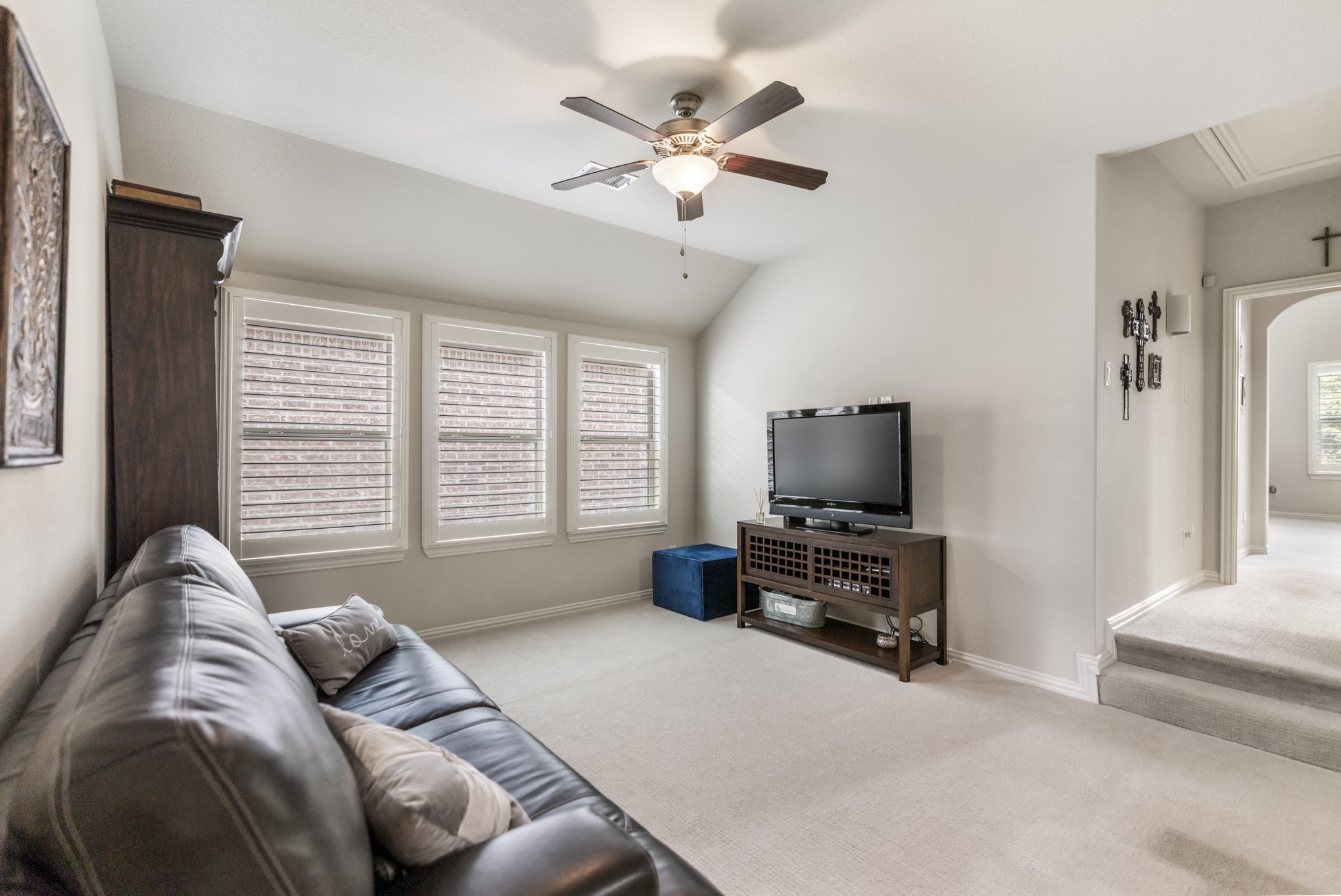 1207 Harris Hawk Way