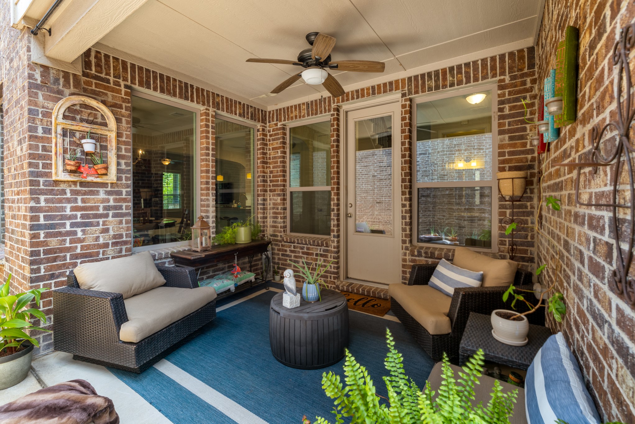 1207 Harris Hawk Way