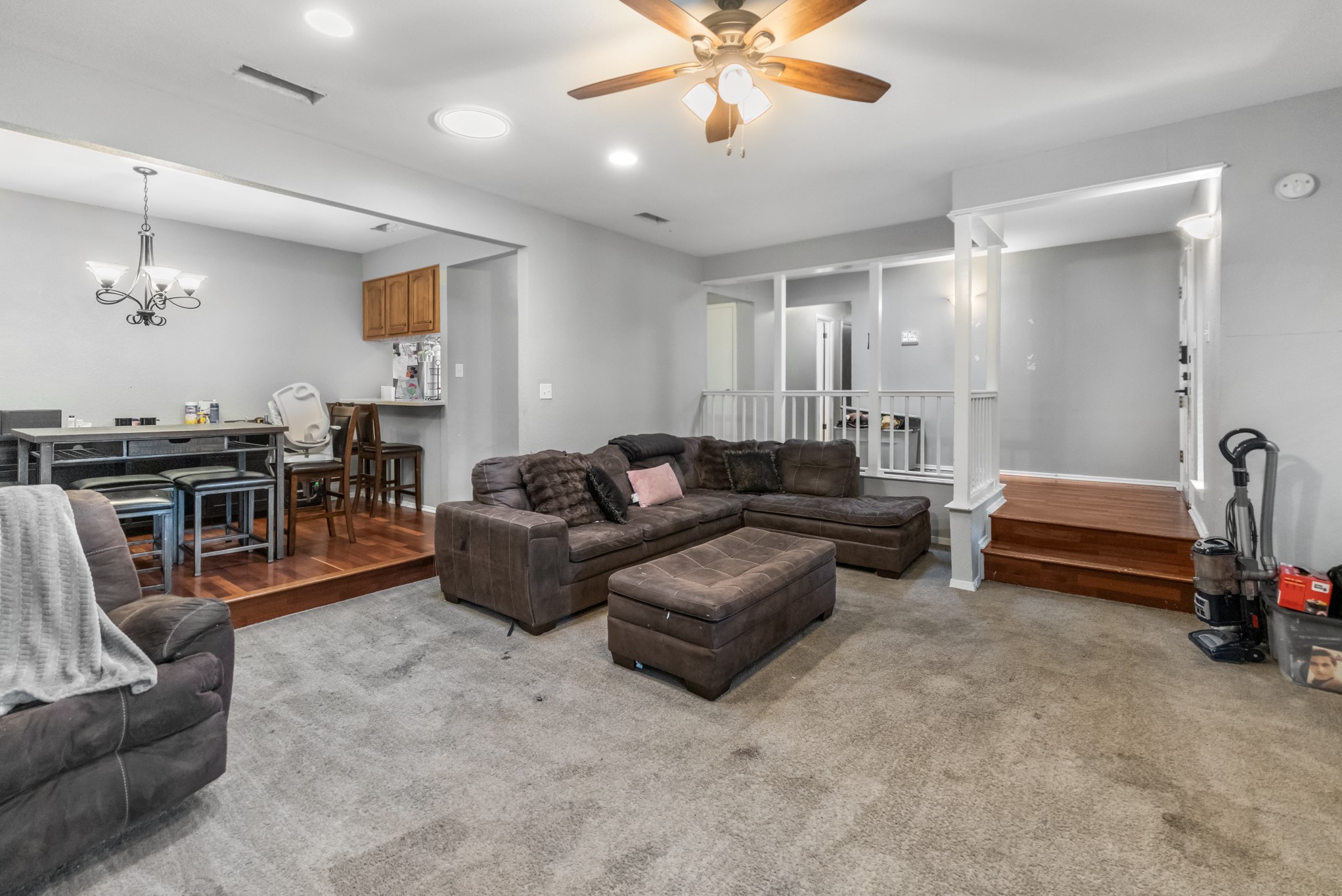 1707 Woodridge Circle