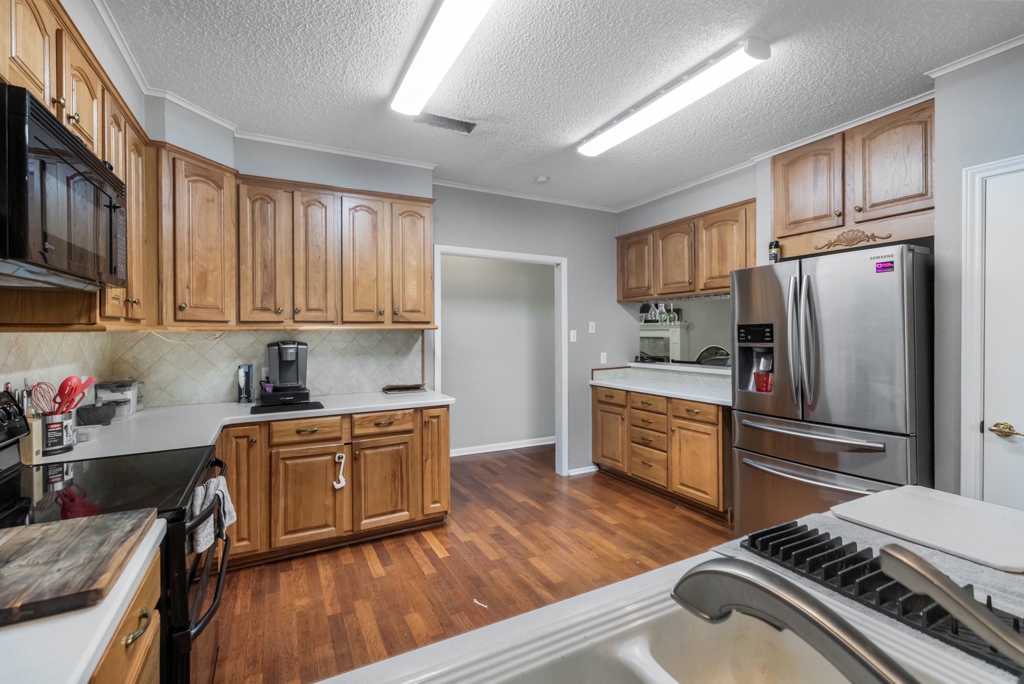 1707 Woodridge Circle
