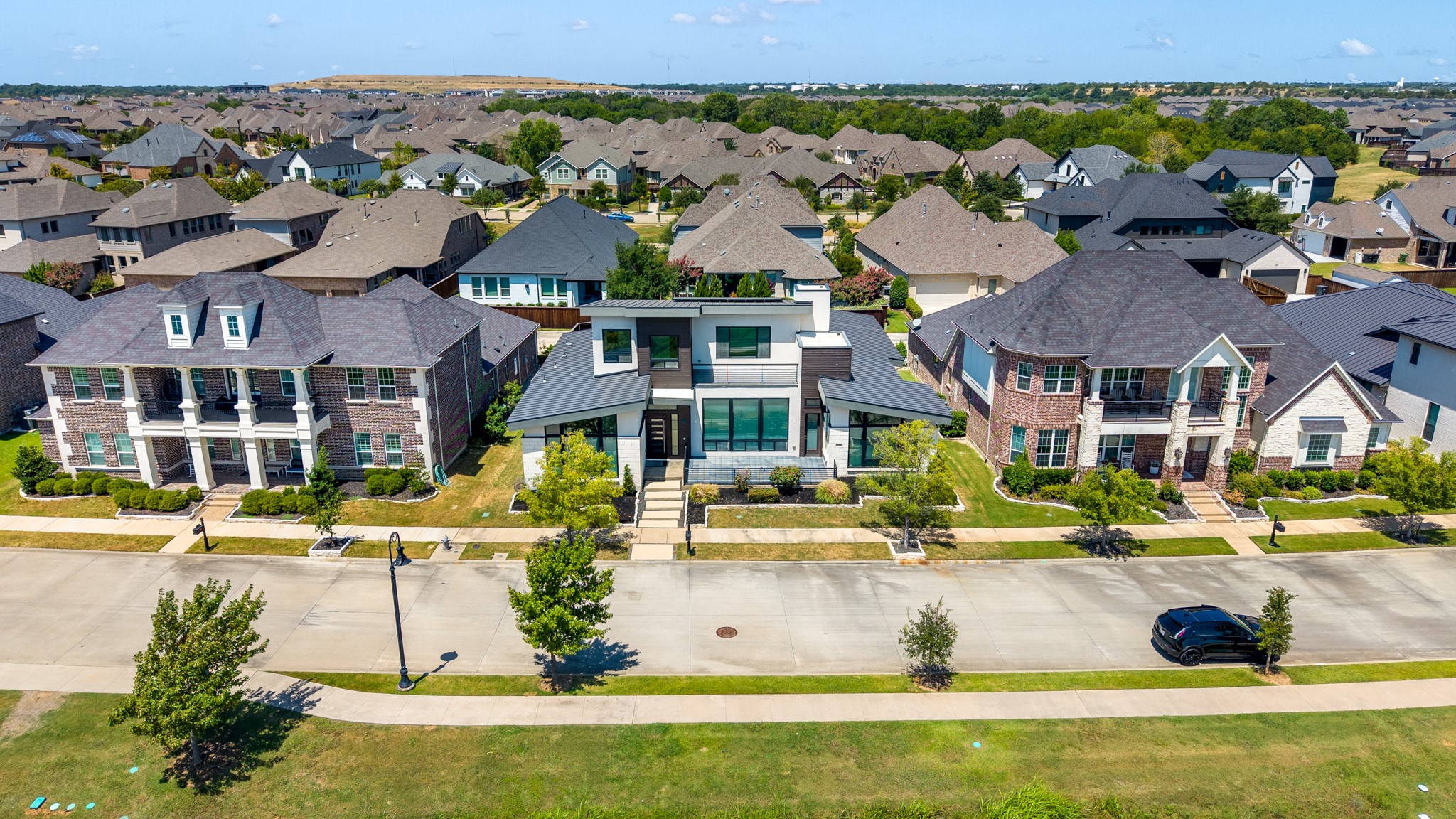 1321 Black Walnut Lane