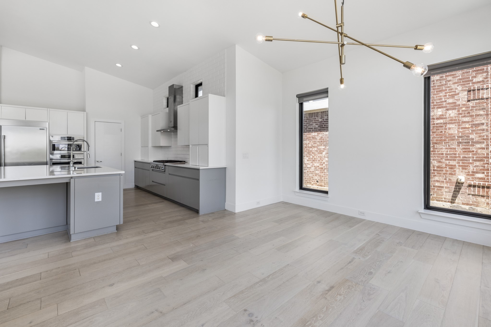 1321 Black Walnut Lane