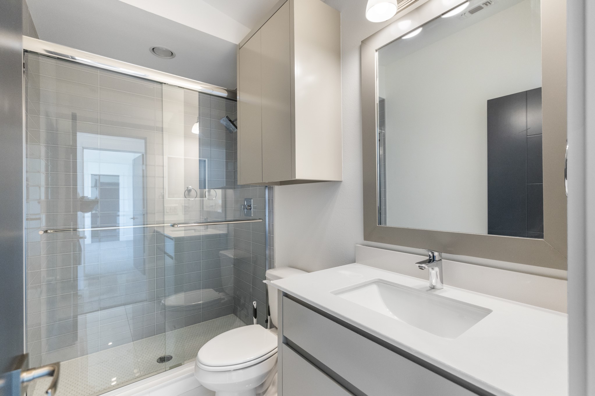 1321 Black Walnut Lane