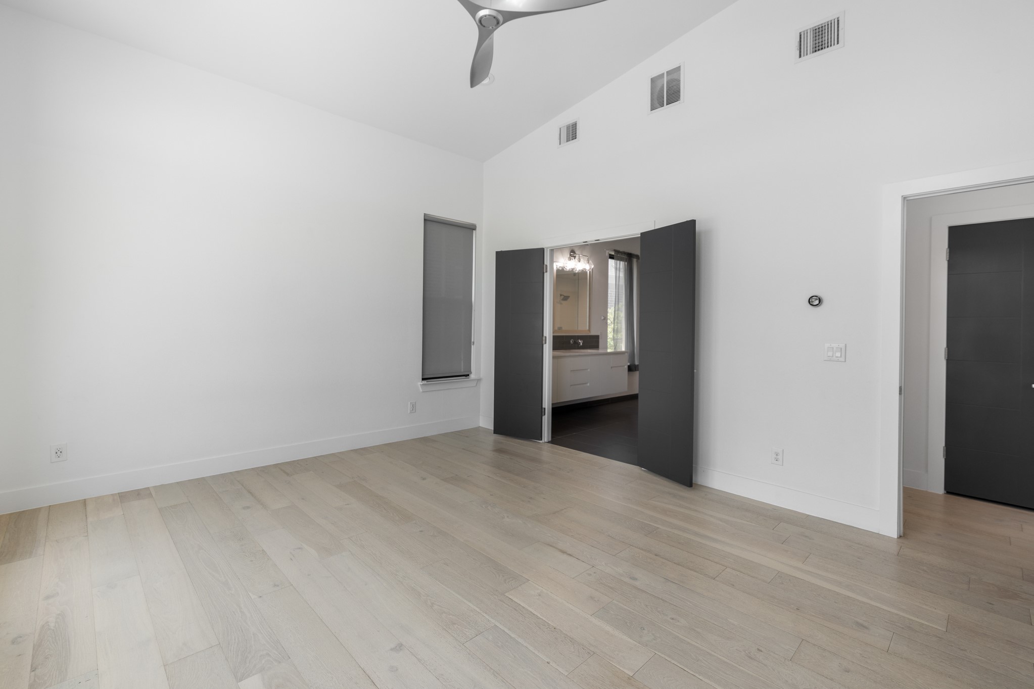 1321 Black Walnut Lane