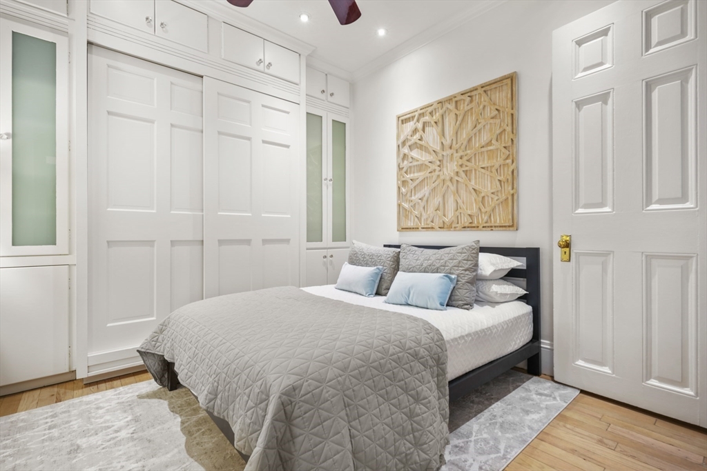 271 Dartmouth Street # 2D