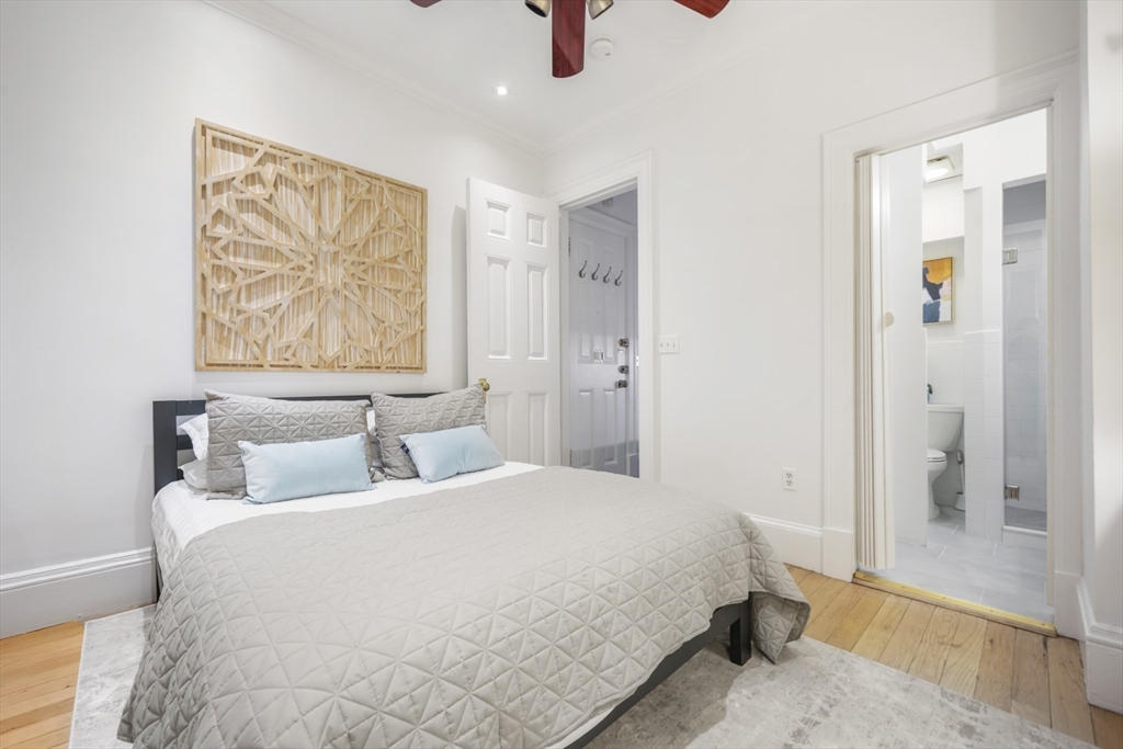 271 Dartmouth Street # 2D