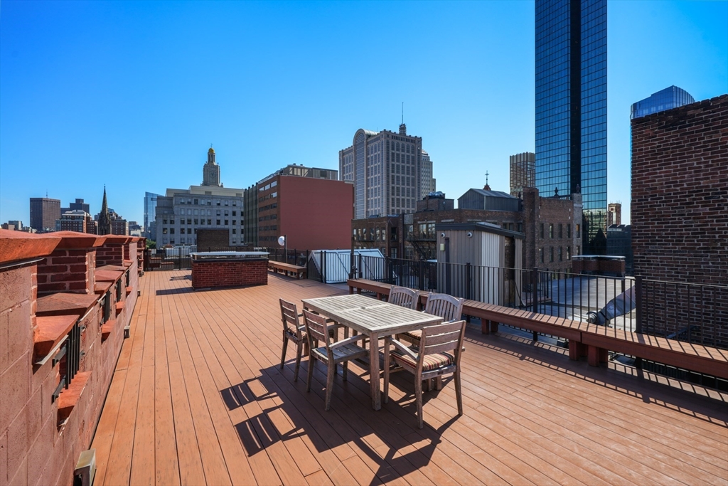 271 Dartmouth Street # 2D
