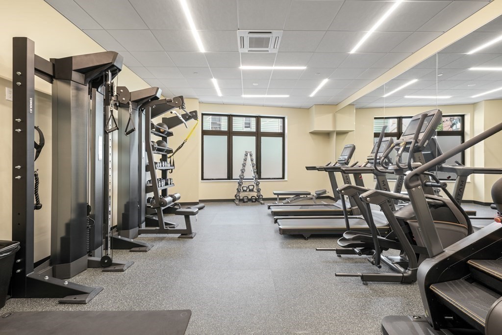 70 Leo Birmingham Pky # 306