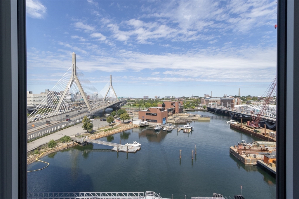 100 Lovejoy Wharf Unit: 9-E