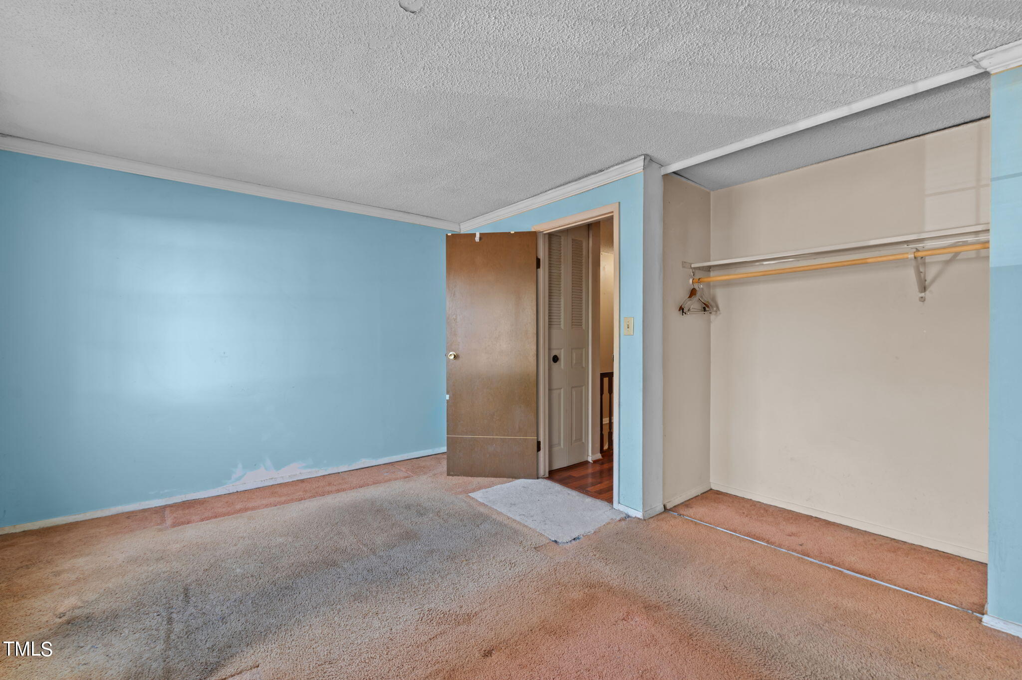 7717 Kingsberry Court