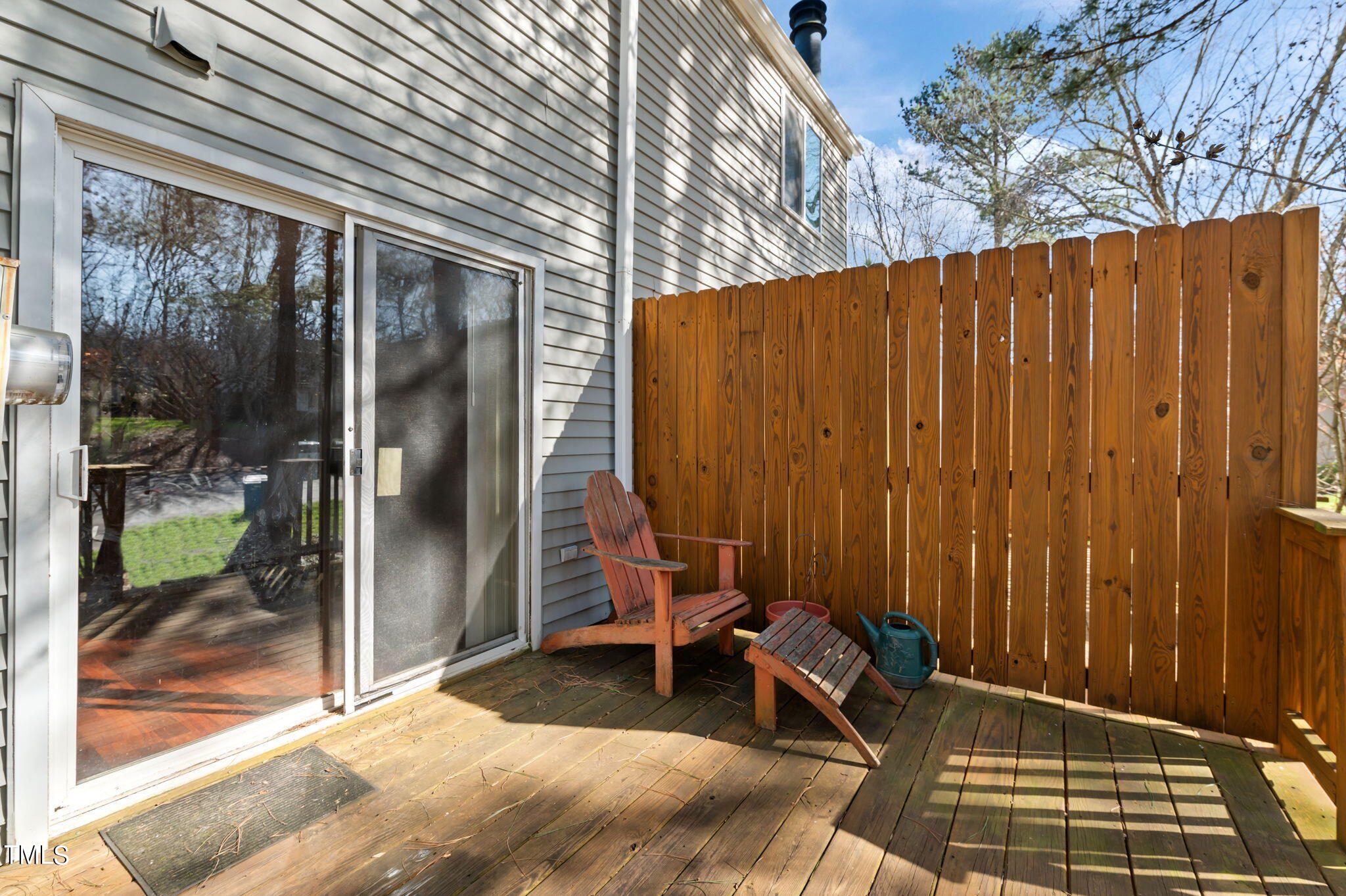 7717 Kingsberry Court