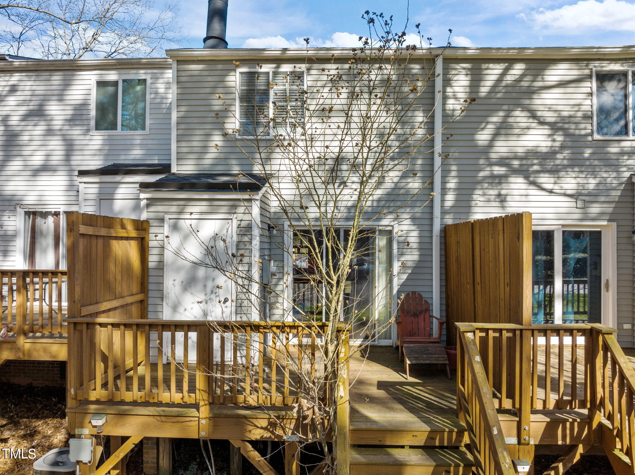 7717 Kingsberry Court