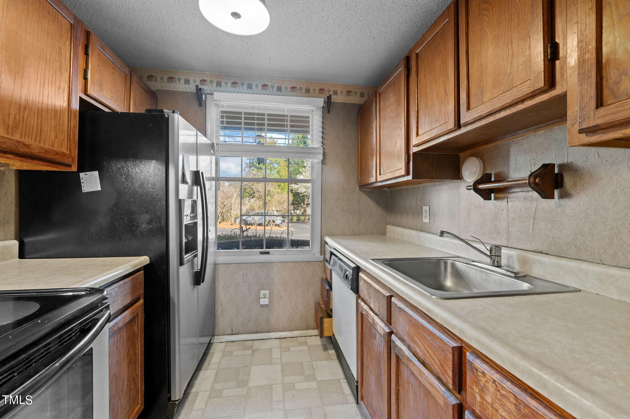 7717 Kingsberry Court