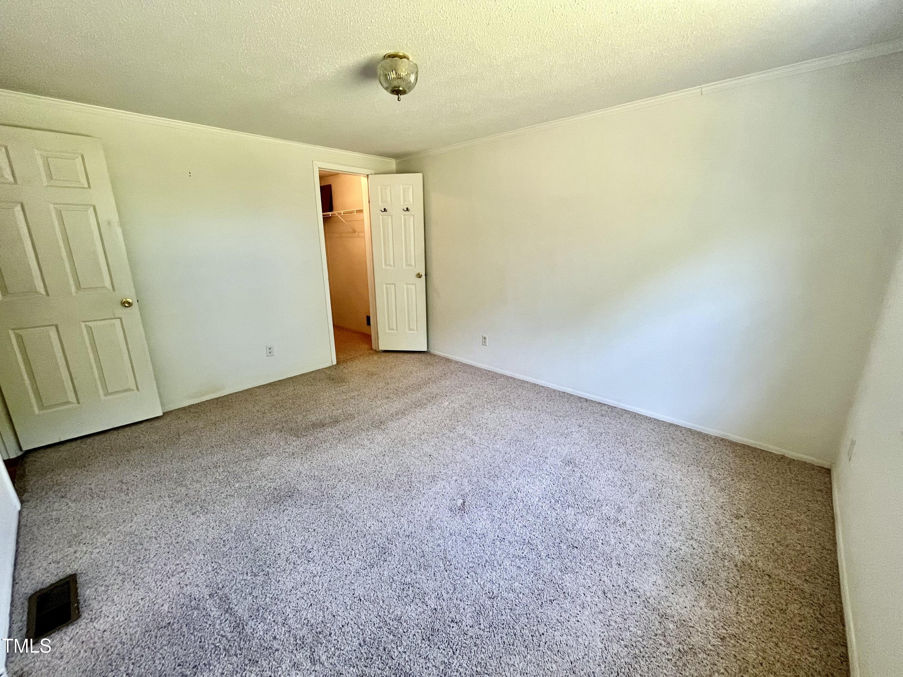 8516 Wayfair Court