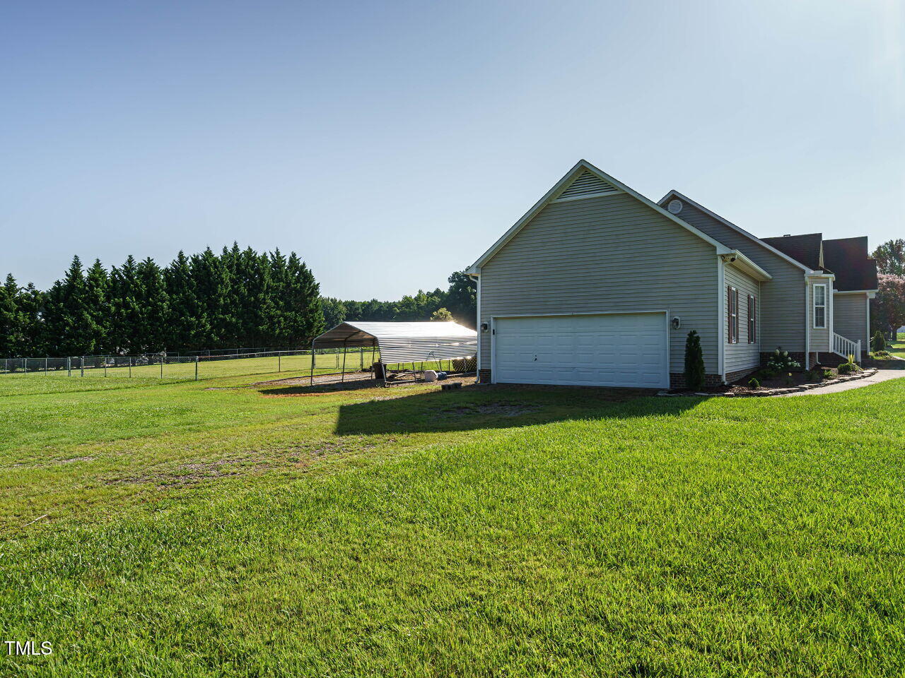 102 Westlake Drive