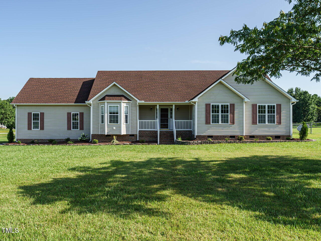 102 Westlake Drive