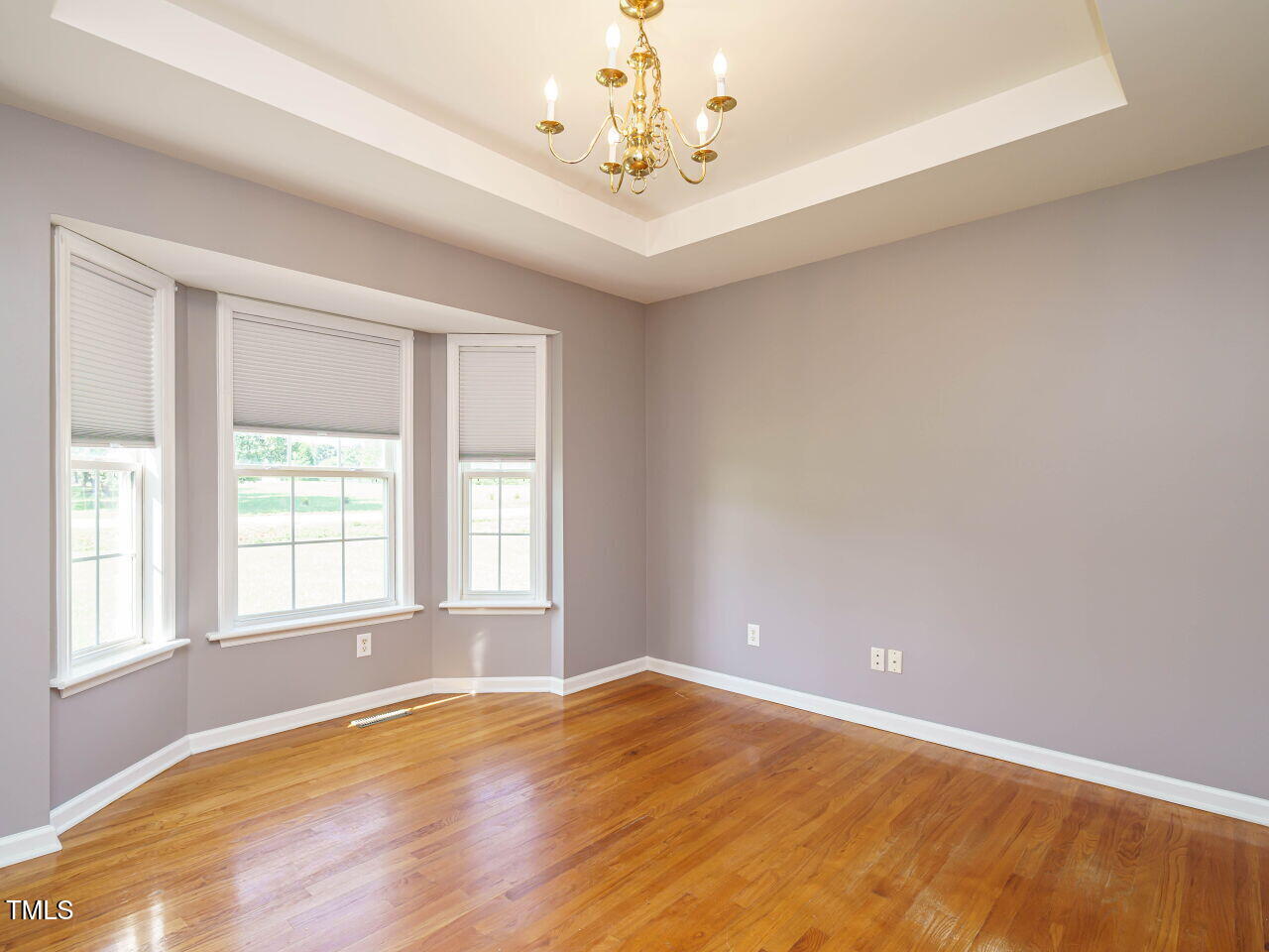 102 Westlake Drive