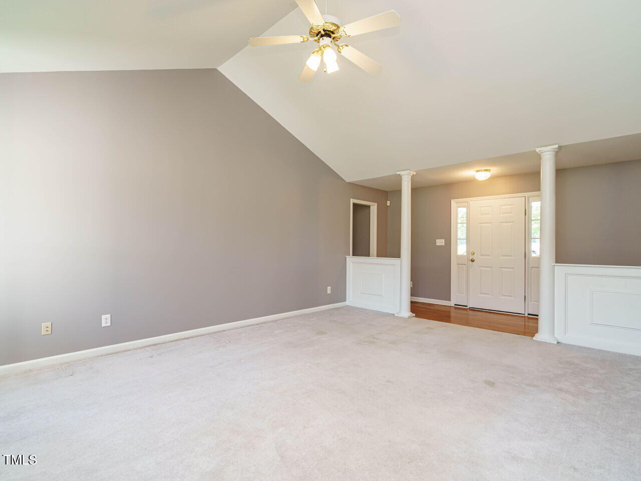 102 Westlake Drive