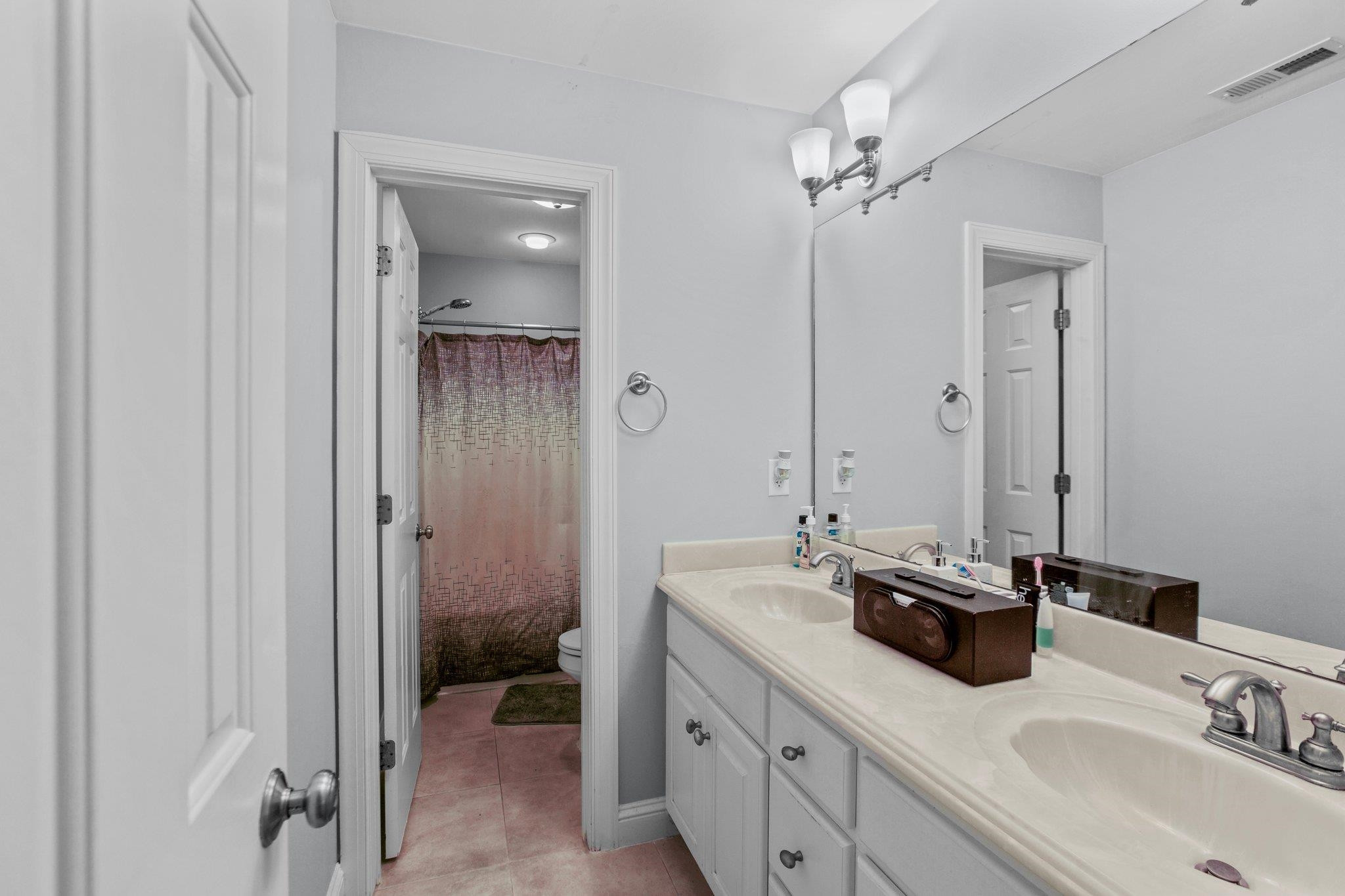 3326 Jennings Farm Drive