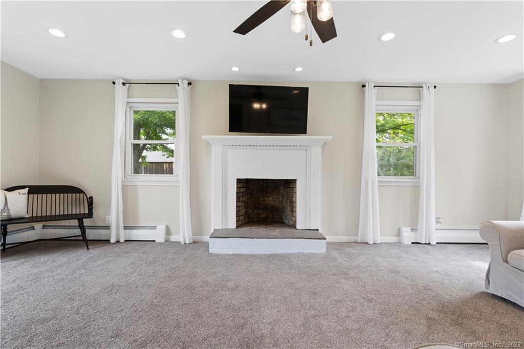 285 North Grand Street