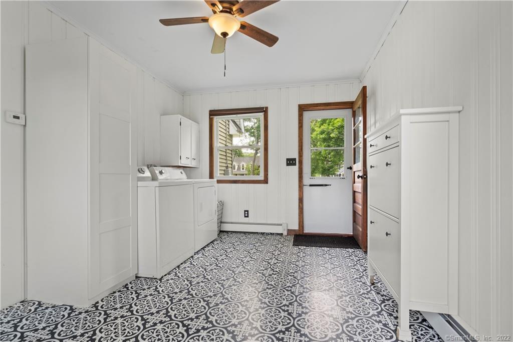 285 North Grand Street