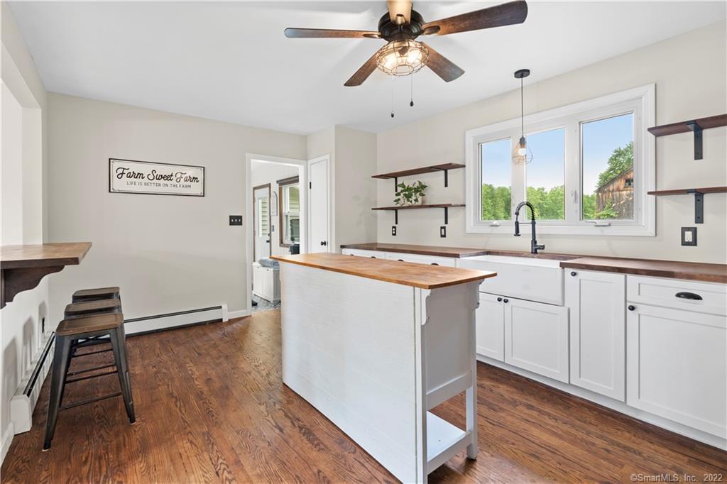 285 North Grand Street