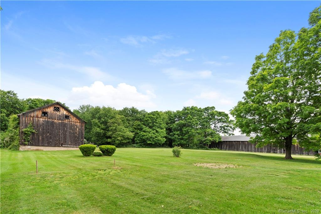 285 North Grand Street