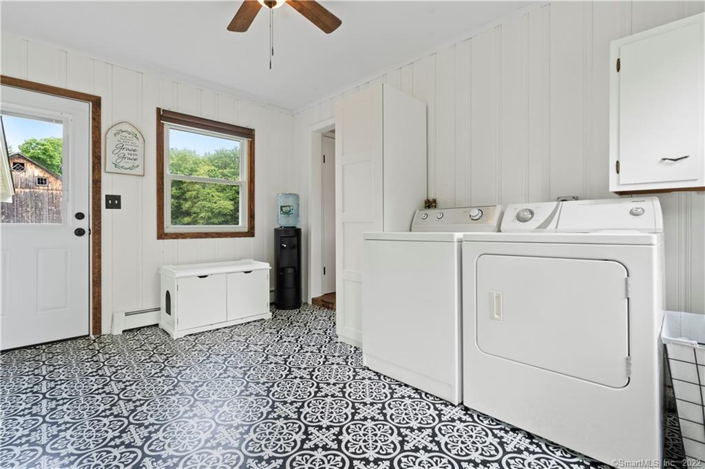 285 North Grand Street