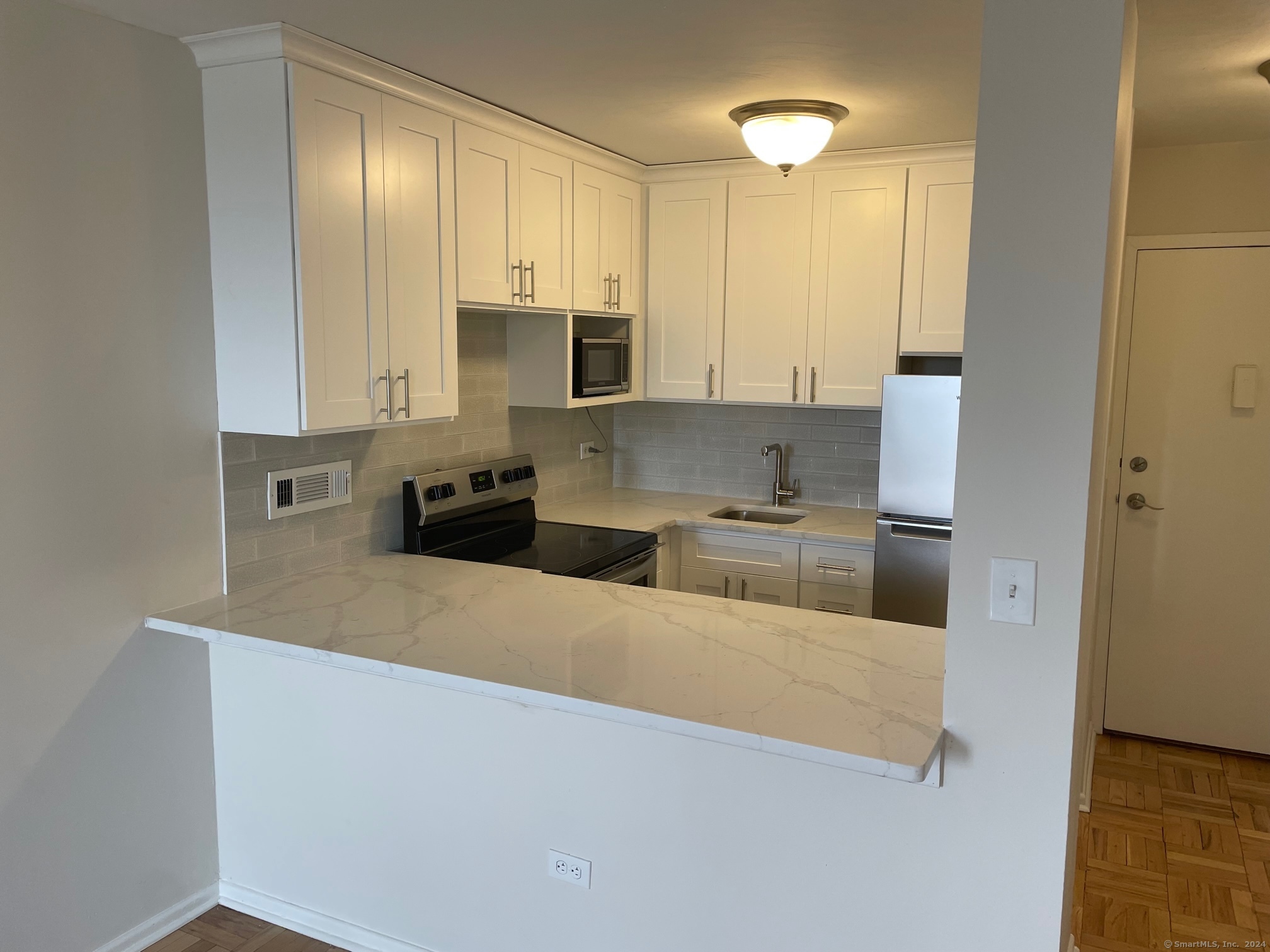 87 Glenbrook Road APT 9G