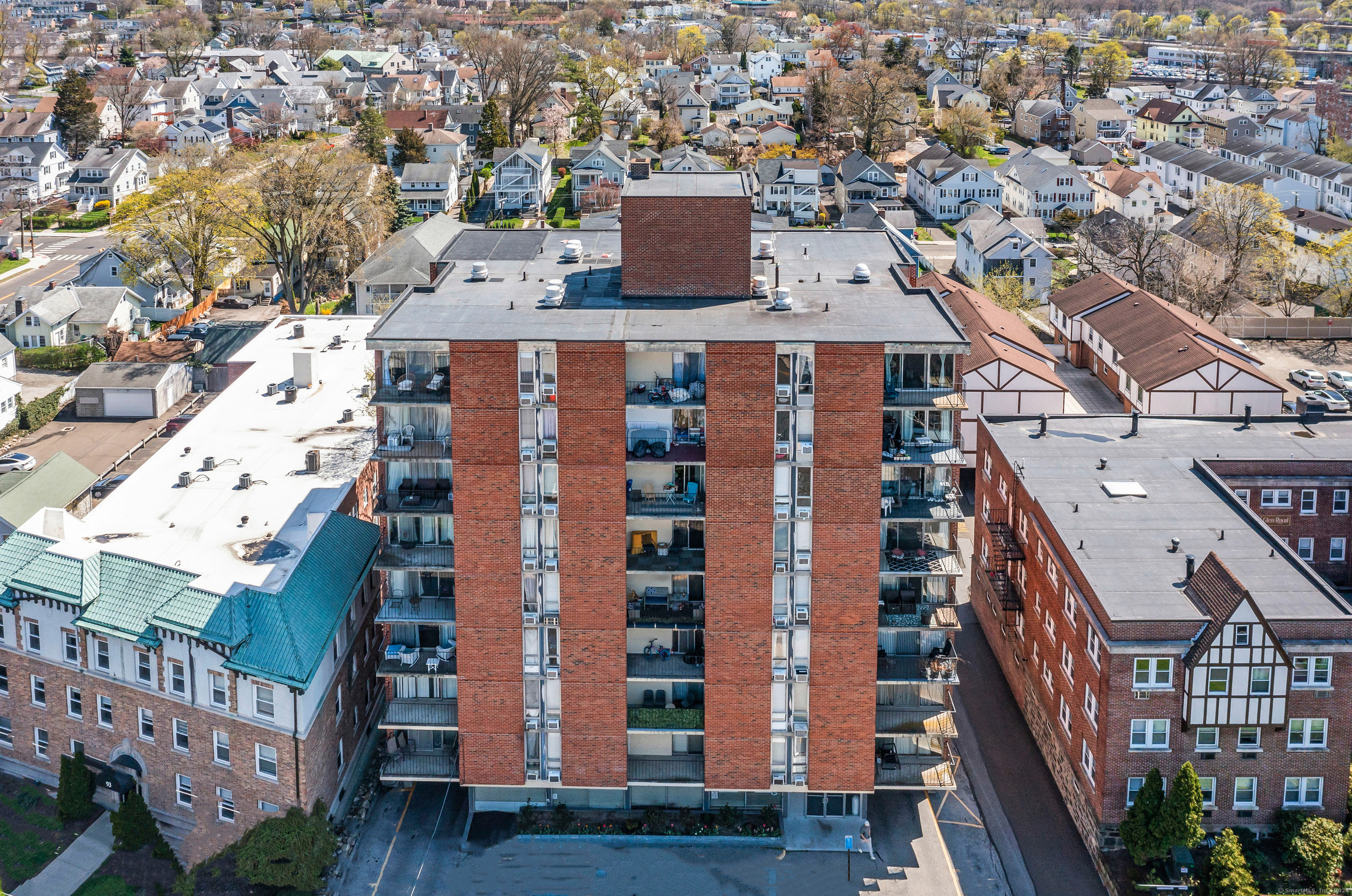 87 Glenbrook Road APT 9G
