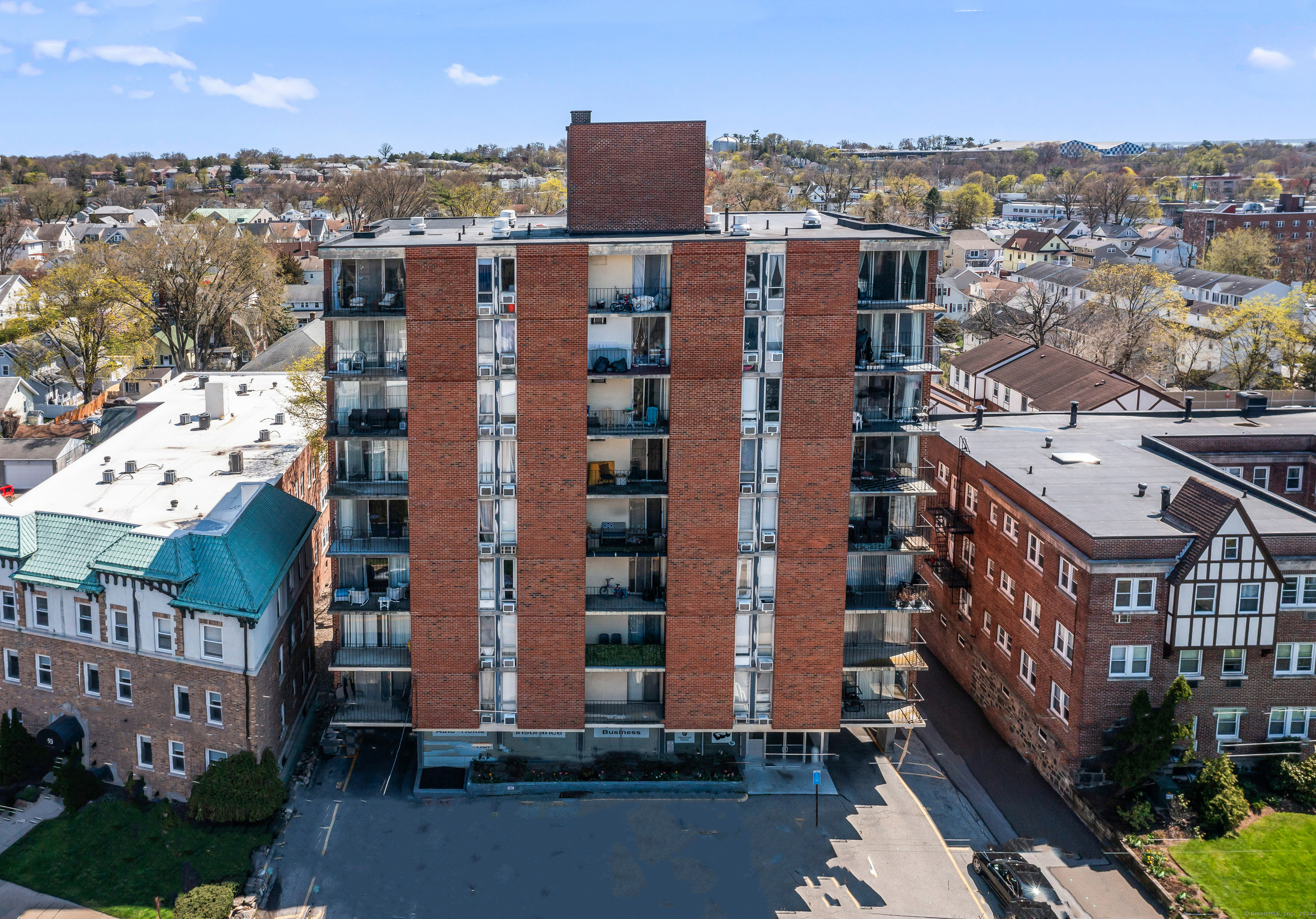 87 Glenbrook Road APT 9G