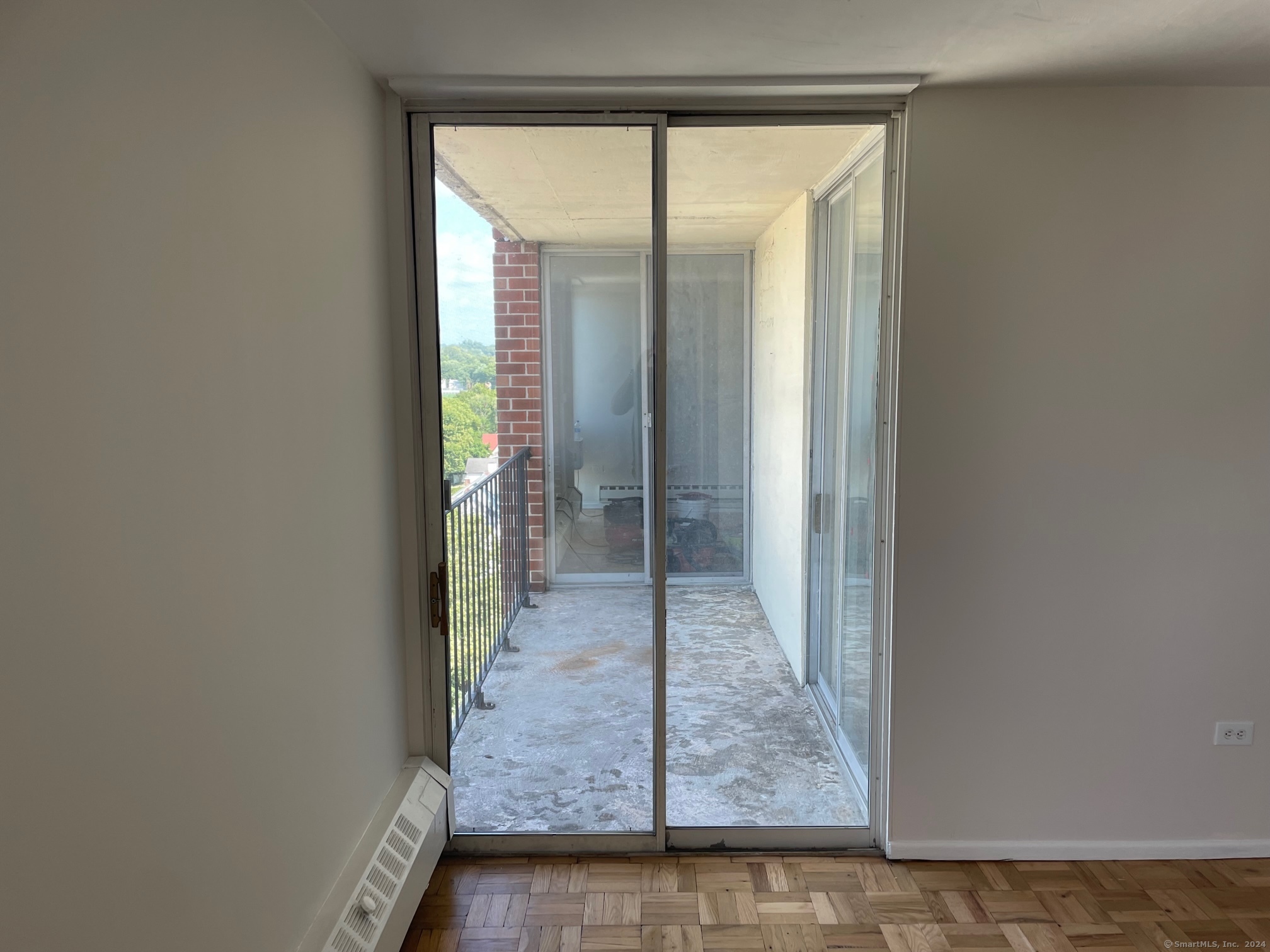 87 Glenbrook Road APT 9G