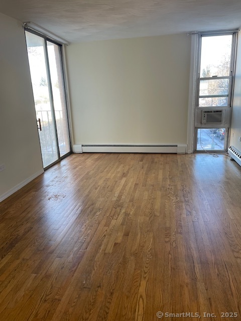 87 Glenbrook Road APT 2C