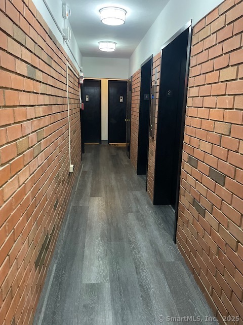 87 Glenbrook Road APT 2C