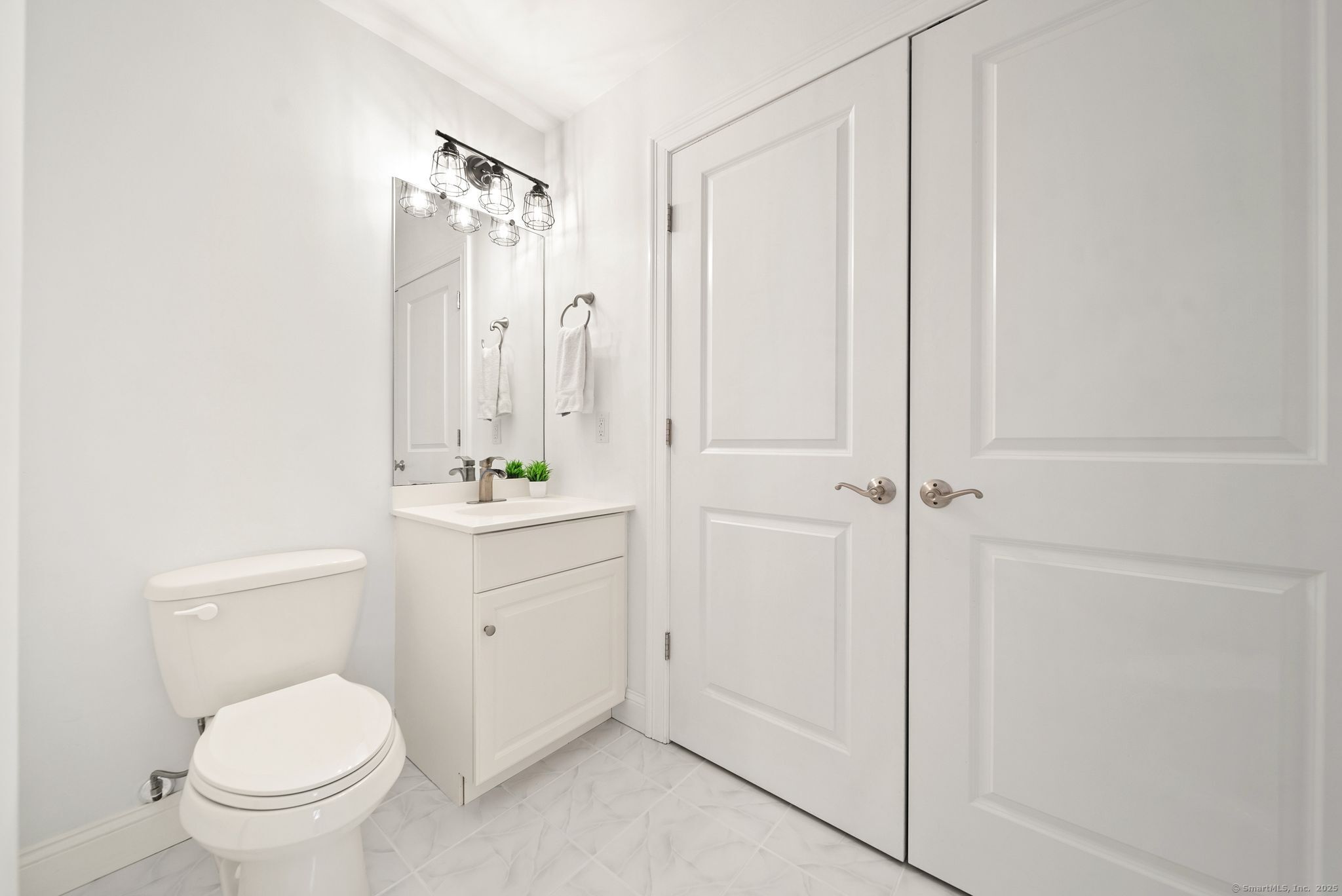 28 Armstrong Road APT A7