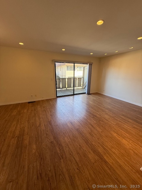 202 Soundview Avenue 16