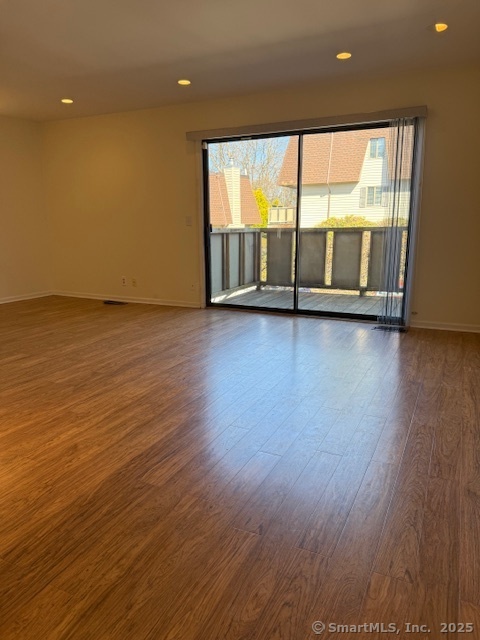 202 Soundview Avenue 16