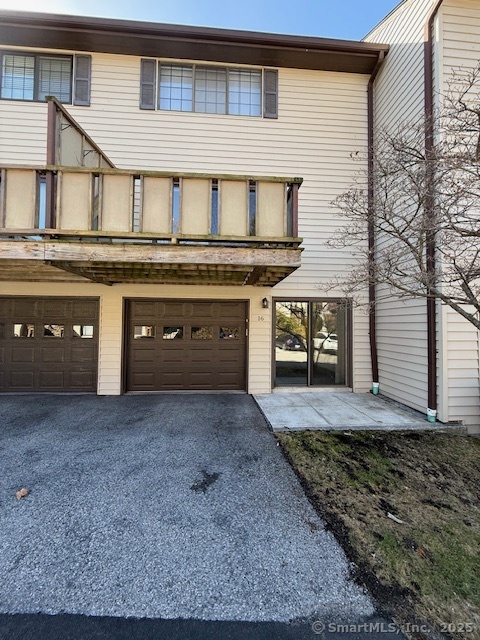 202 Soundview Avenue 16