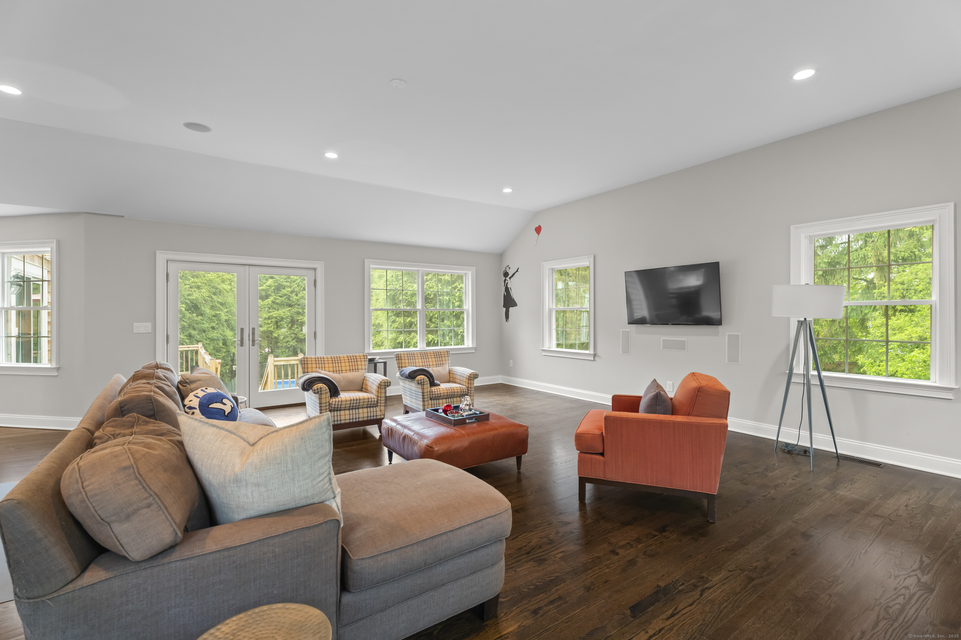 27 Blue Ribbon Drive