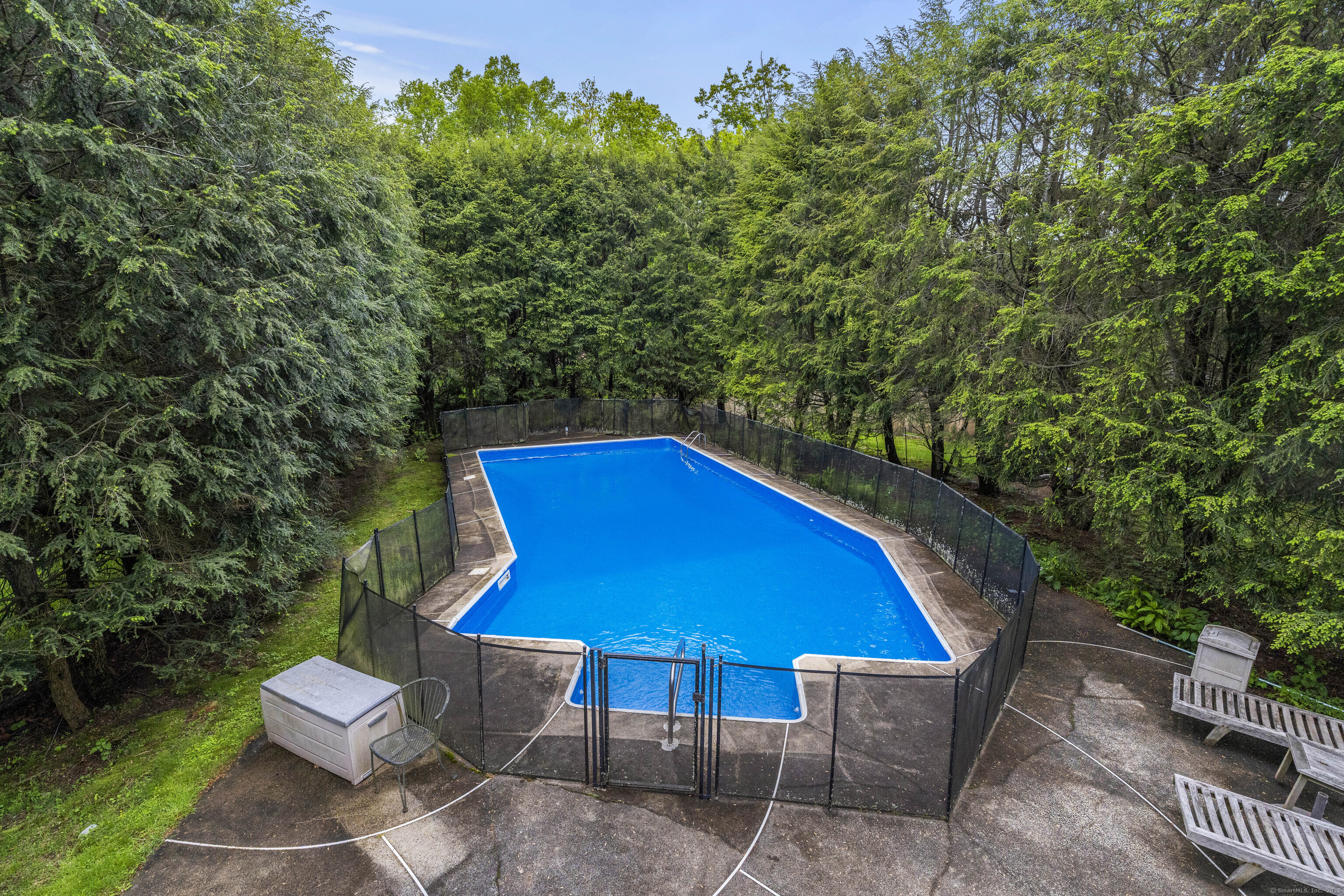 27 Blue Ribbon Drive